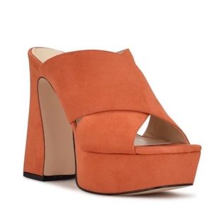 NIB Nine West Girlz Platform Sandal Mule Platform Heel 8.5 Orange Retro Vintage